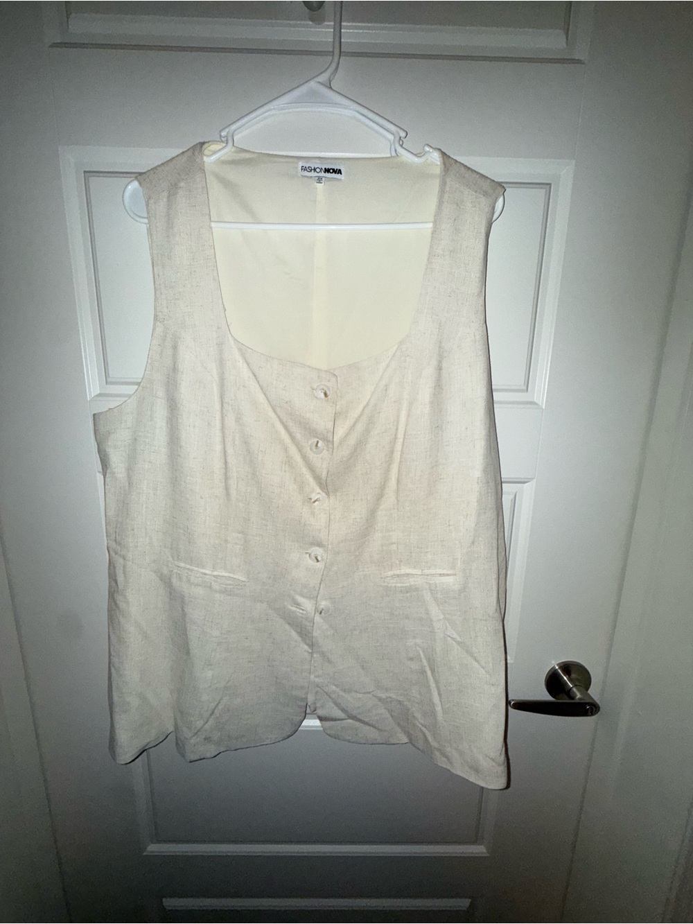 Fashion Nova Cream Sleeveless Button-Front Vest Top